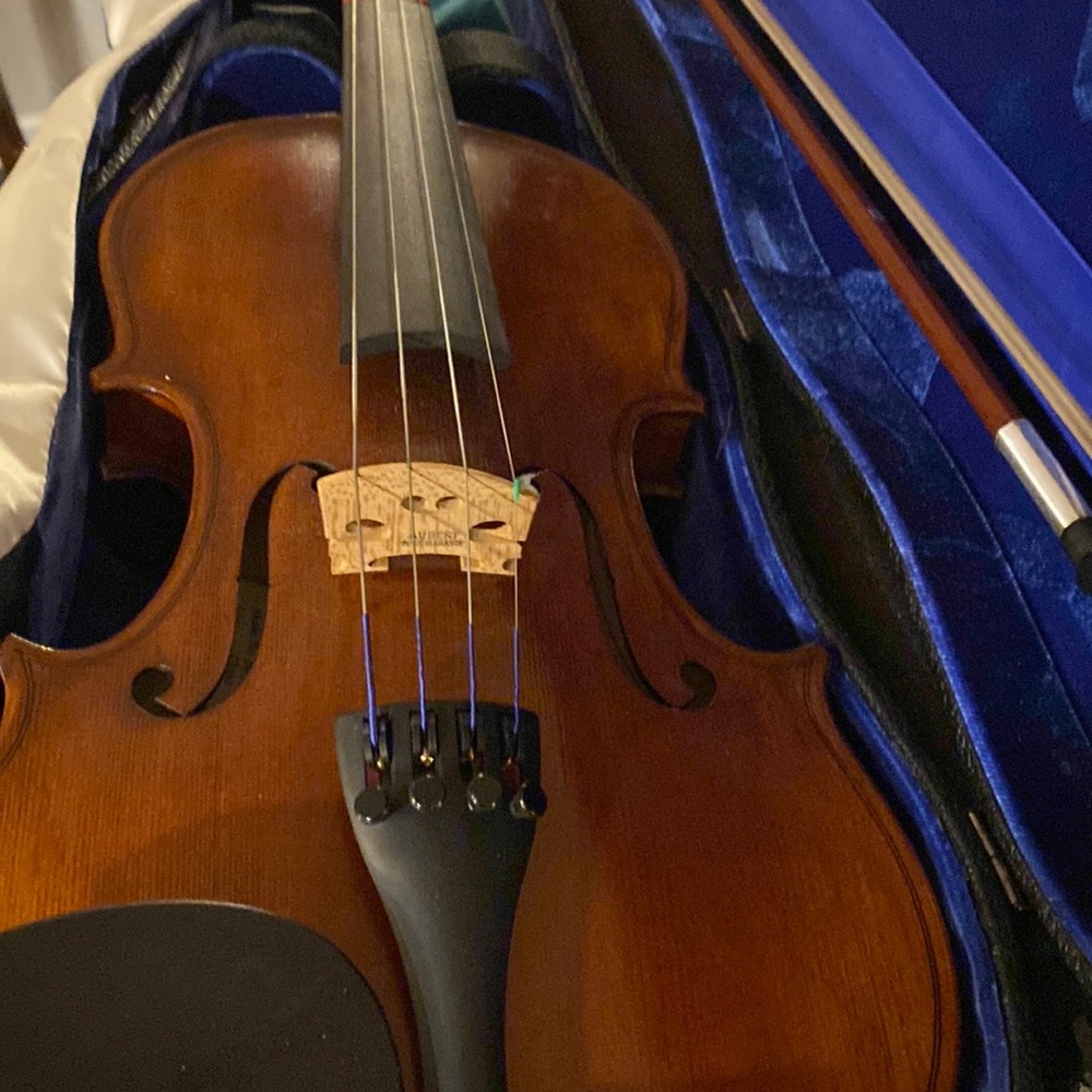 4/4 full violin